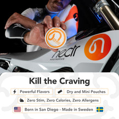 Open mint-flavor zero pouches showing dry mini-pouches