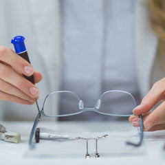 Support rod enhances eyeglass frame stability