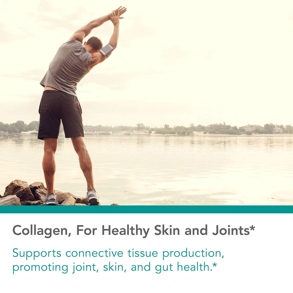 Scoop of Arthred collagen powder next to measuring spoon