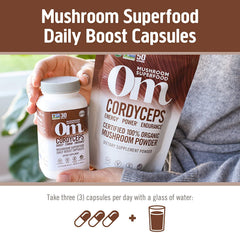 Organic ingredients including mycelial biomass and oats