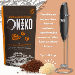 Pouring prepared Oniiko coffee into a cup for a café-style experience.