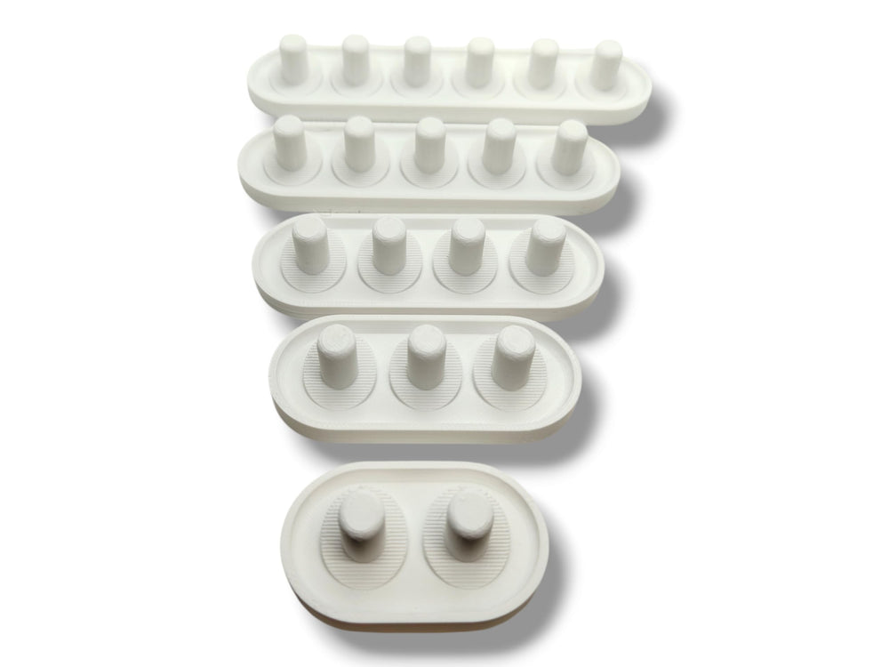 Top-down view showing capacity for 2-6 brush heads