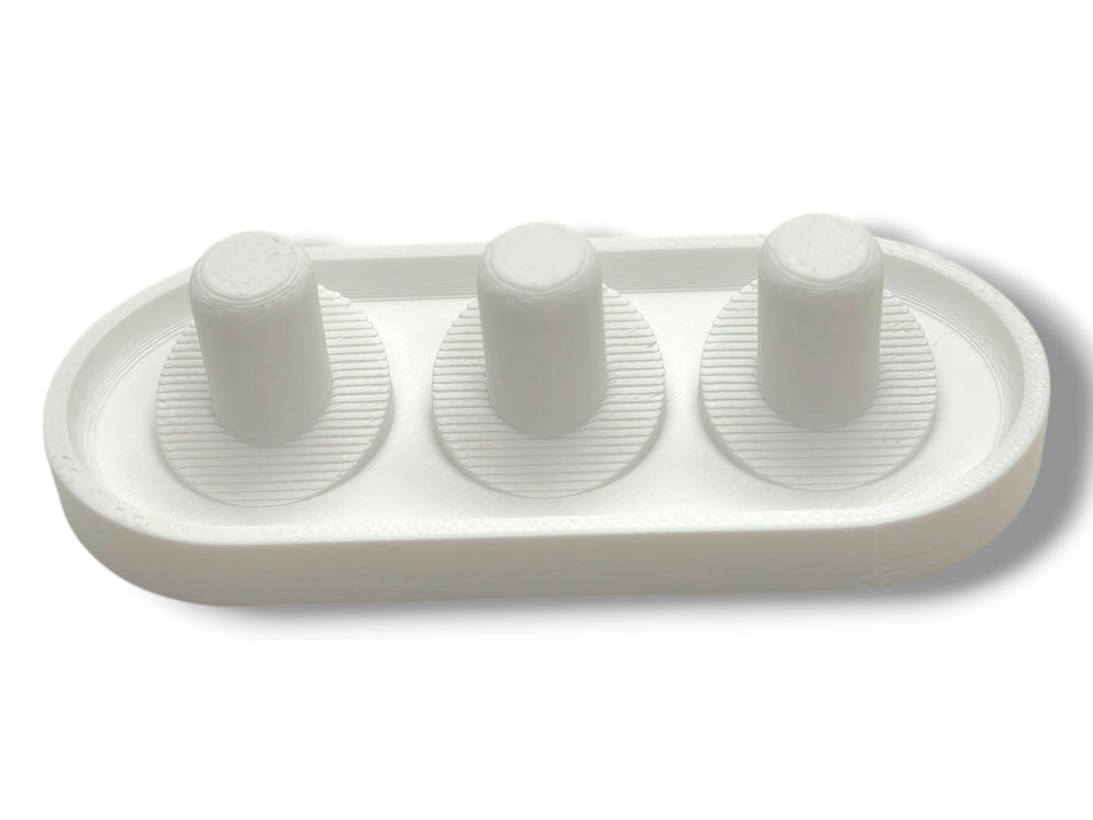 Oral-B iO head holder in white for 3-head configuration