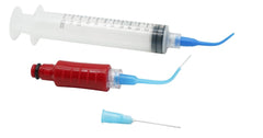 Low-flow oral irrigation tips designed for delicate tissue