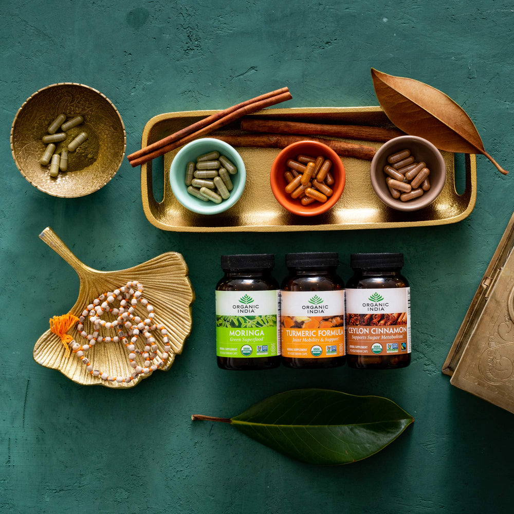 Ingredient highlights including organic Ceylon cinnamon bark and antioxidants