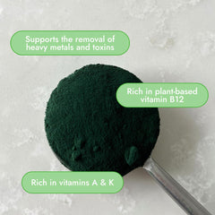 Close-up of spirulina powder ingredients and certifications