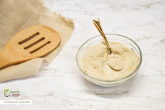 Close-up of Shatavari powder texture in scoop