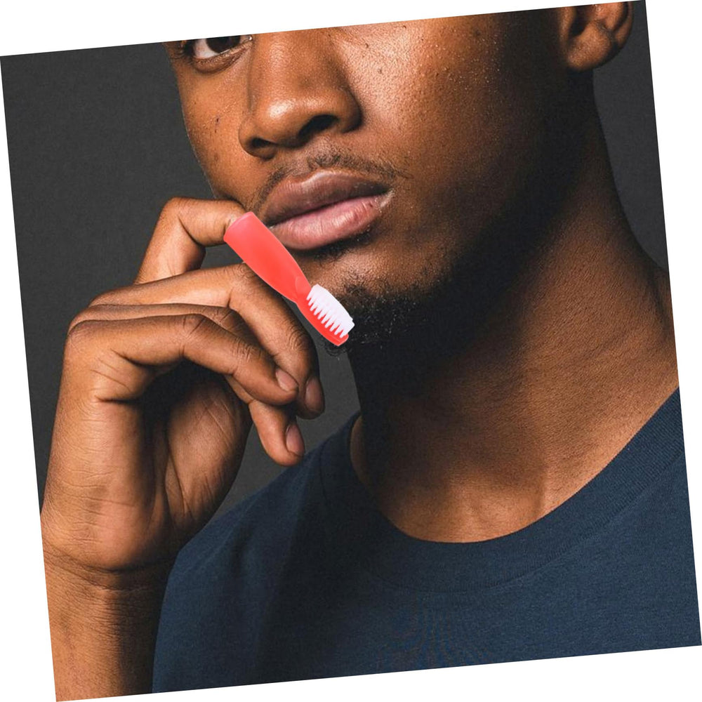 PACKOVE finger sleeve toothbrush in use – prisons