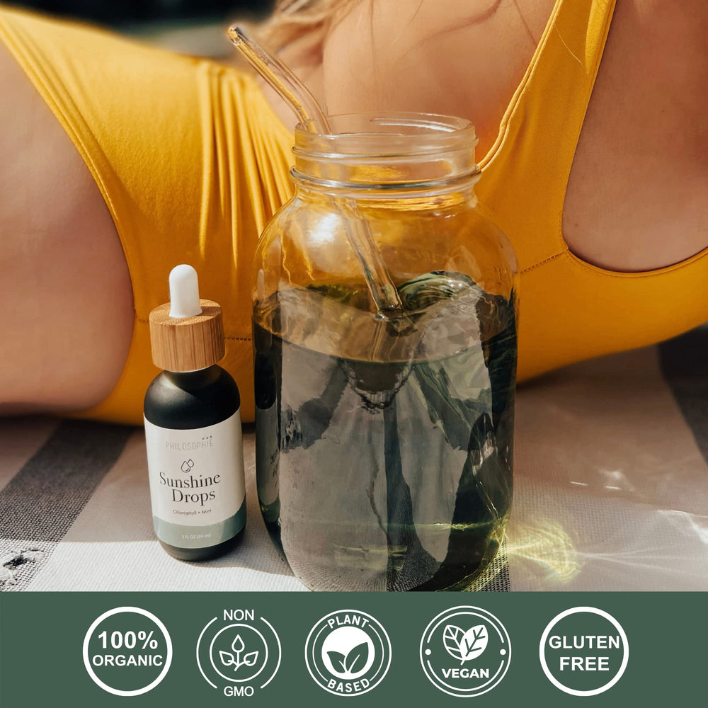 On-the-go chlorophyll drops in a travel-friendly bottle