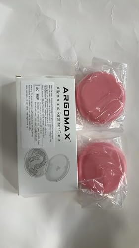 Close-up of lid and clasp on pink two-pack retainer case