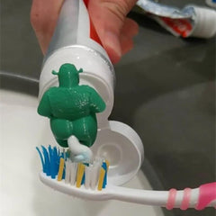 Gift-ready gag gift: Pooping Toothpaste Cap for friends and family