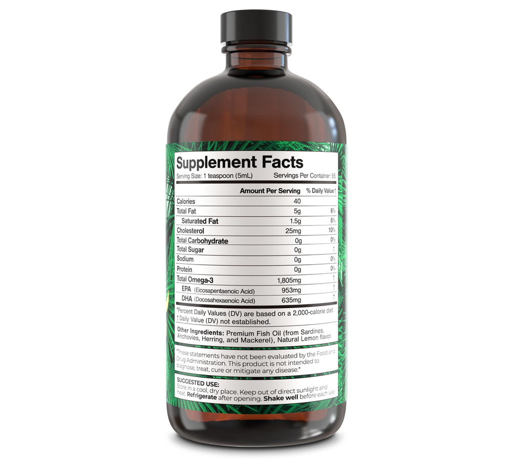 Omega-3 MAX liquid with lemon flavor served on spoon