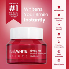 Close-up of PurelyWHITE DELUXE whitening powder in a scoop