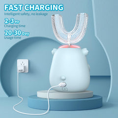 USB charging connection showing long battery life (20-30 days)