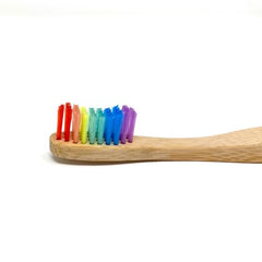 Ergonomic Moso bamboo handle close-up