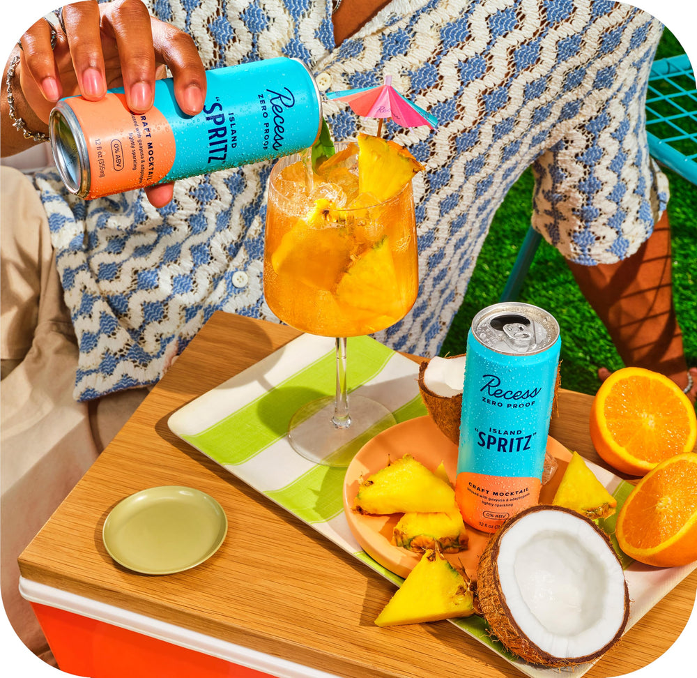 Side view of Recess Island Spritz 12oz pack with information