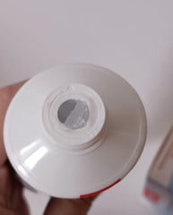 RIXET toxin-binding gel texture pour demonstrates neutral taste for daily use.