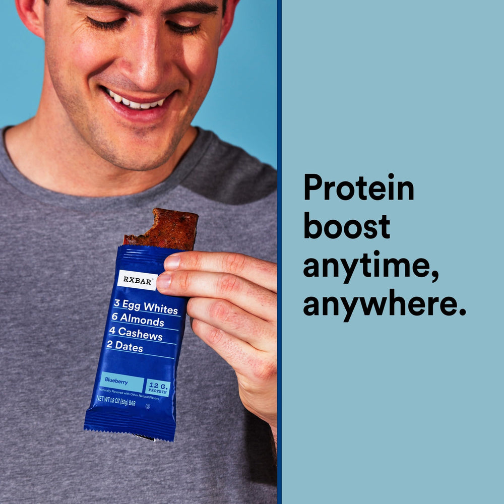 Blueberry RXBAR bar with fresh blueberries