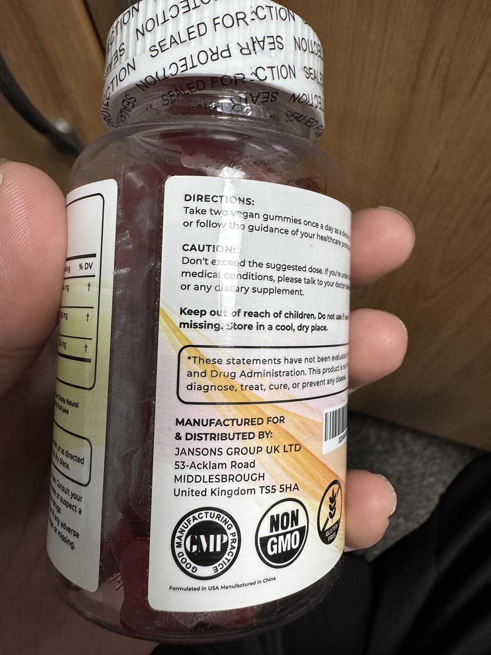 Front and label packaging of Saw Palmetto Gummies