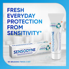 Front view of the two Extra Fresh Sensodyne tubes in a 2-pack.