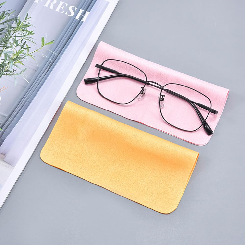 Compact portable microfiber glasses cleaning cloth