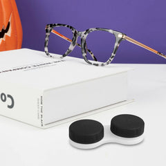Leak-proof seal design for SimautHawk lens cases
