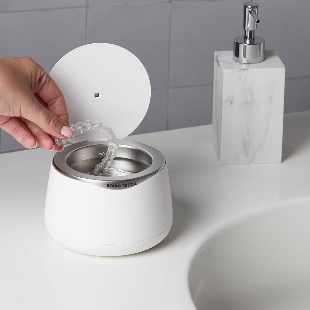 165ml stainless steel tank of the Sonic Pro dental cleaning pod
