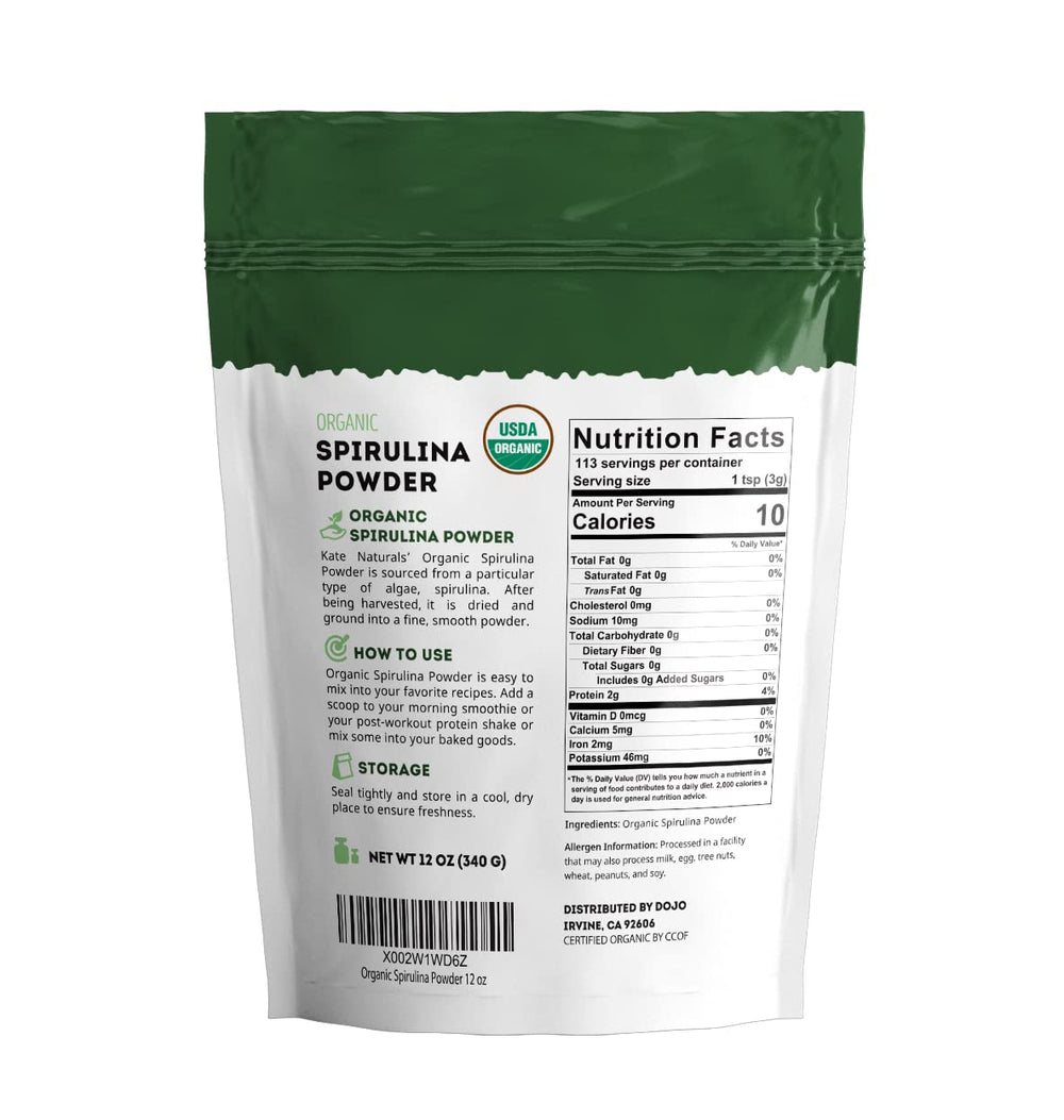 Spirulina powder used in smoothie and baking