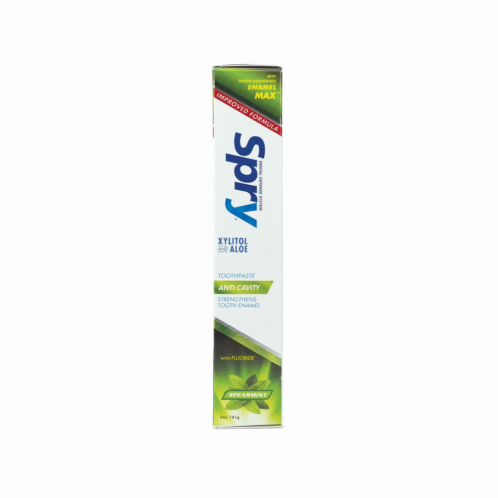 Close up of fluoride toothpaste label with anti-cavity claim