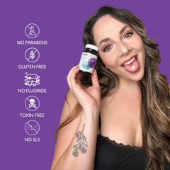 Brand logo and product features for SuperTeeth Dental Probiotic