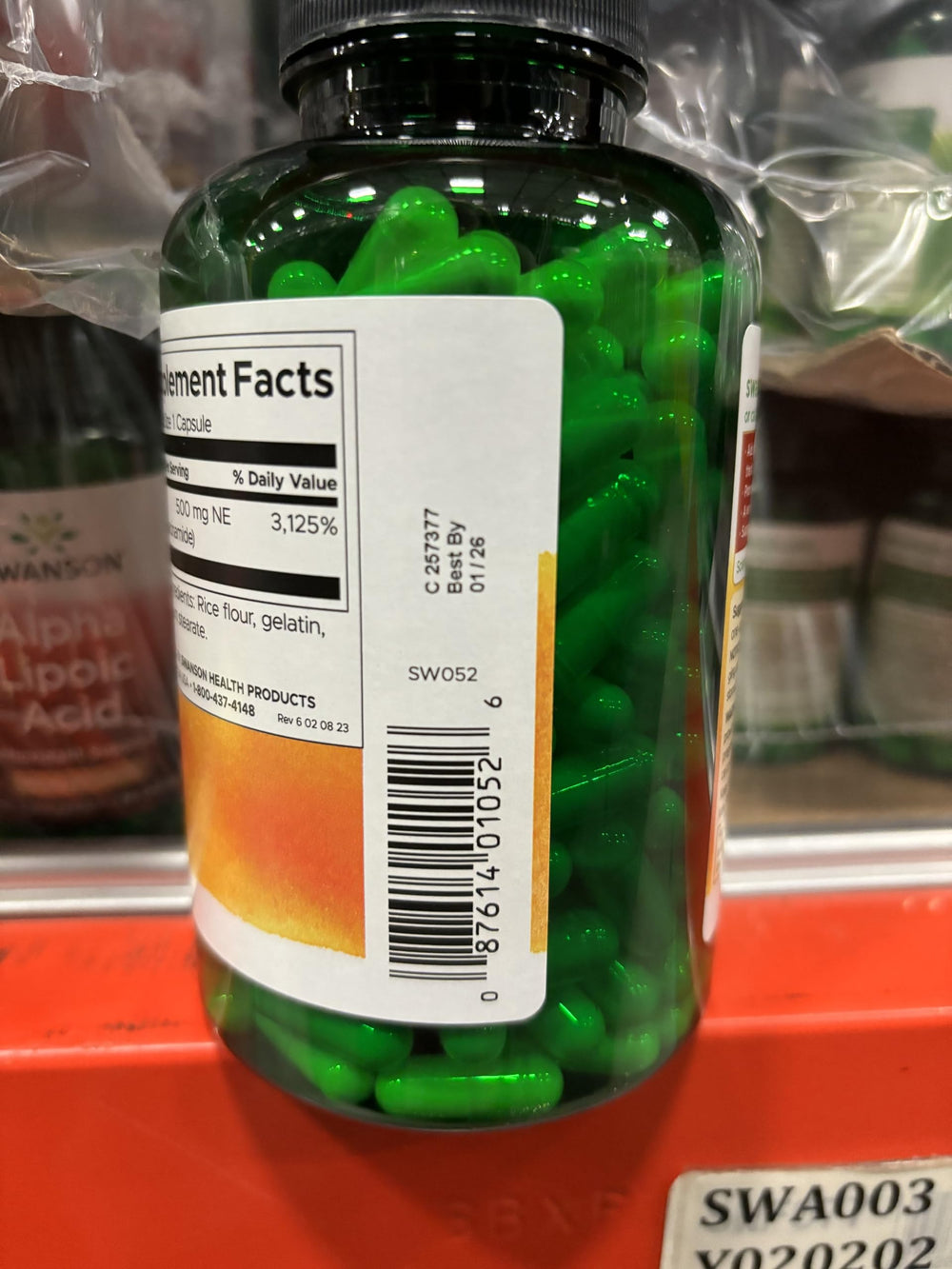 Ingredients panel for Swanson Niacinamide supplement