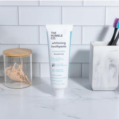Usage scene showing fresh breath after brushing