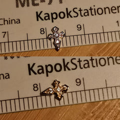 Instructions for attaching and removing tooth gems