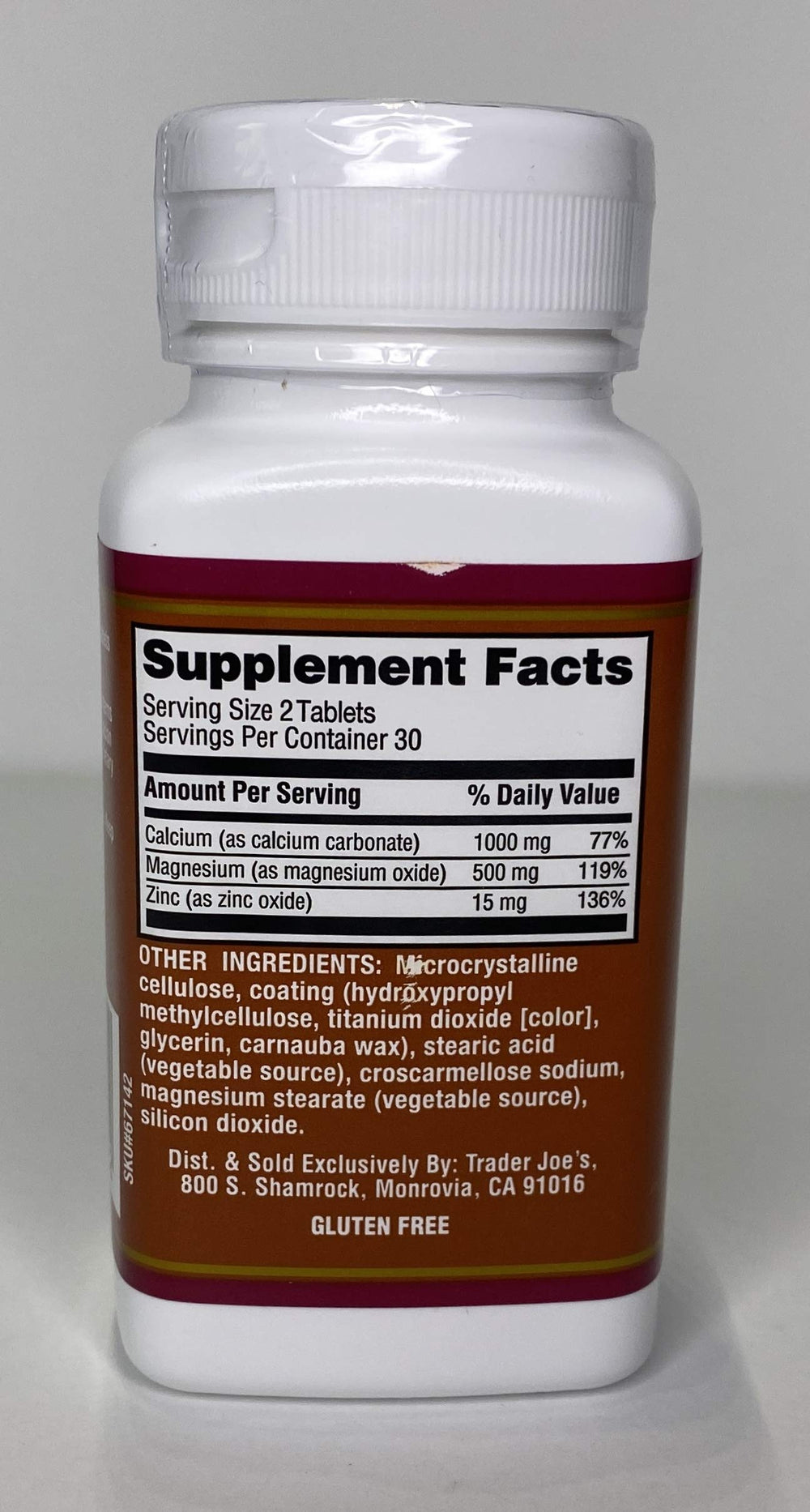 Close-up of the label highlighting calcium, magnesium, and zinc