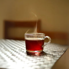 Tu Salud Plus dry Palo Azul leaves closeup showing earthy aroma and ritual potential