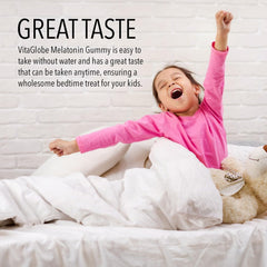 VITA GLOBE Kid's Sleep Gummies Berry Flavor Close-up
