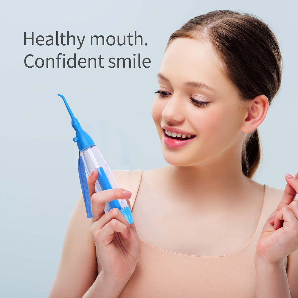 Manual operation of the oral irrigator