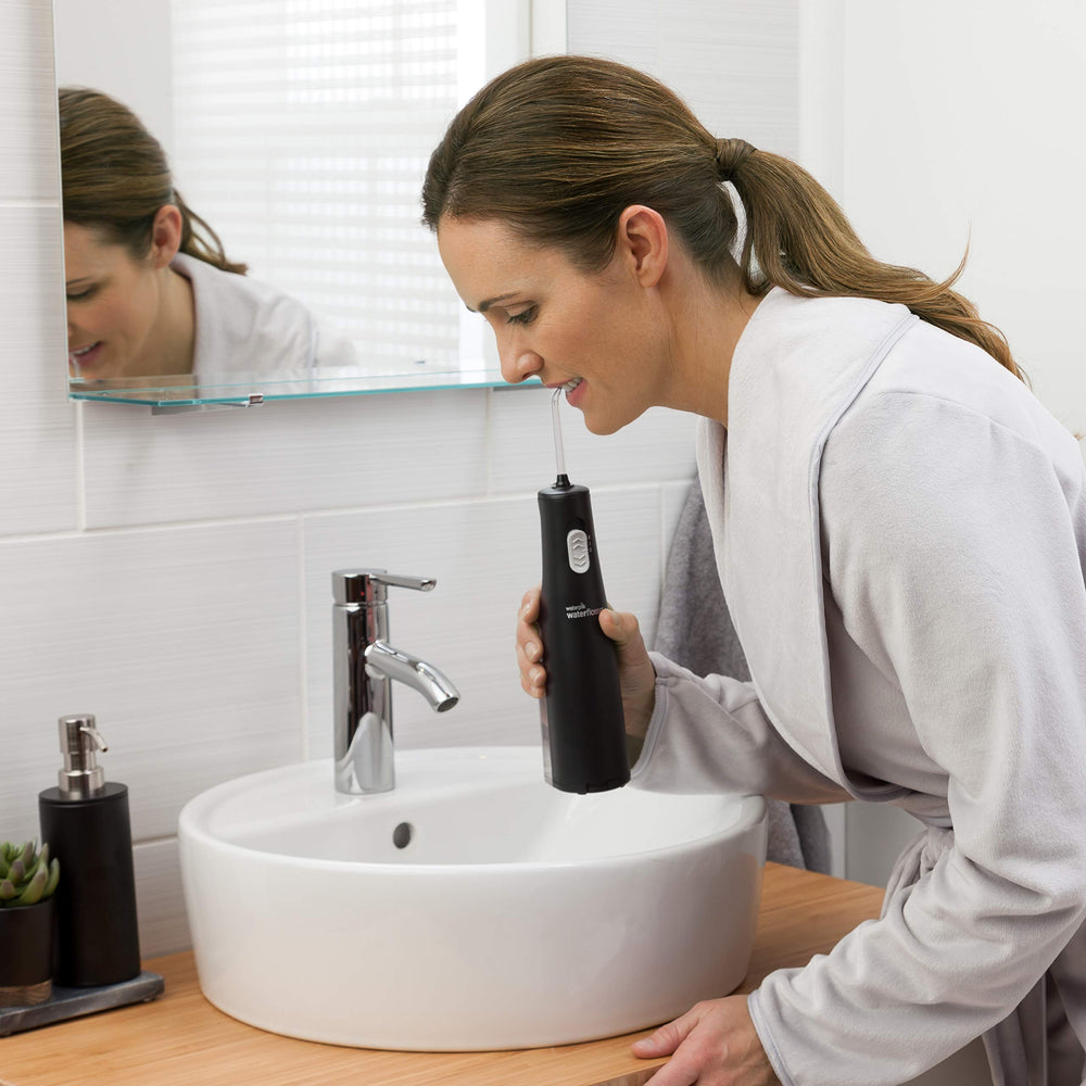 Waterpik Cordless Express WF-02 battery compartment