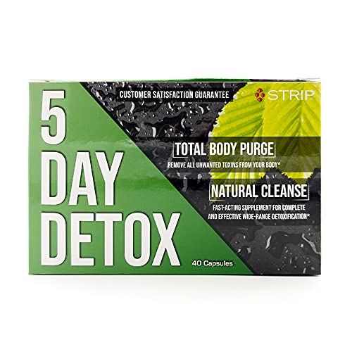 Wellgenix Strip 5 Day Detox capsules close-up highlights herbal blend for natural elimination support.