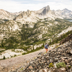 Wilderness Athlete gingko-extract-blood-flow capsules highlighting potential oxygen delivery during climbs.