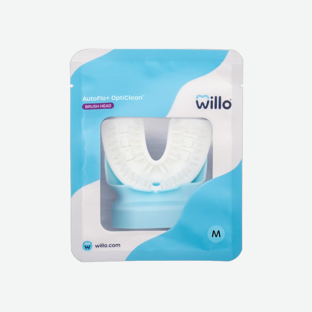 Willo Opticlean mouthpiece mounted on AutoFlo Plus toothbrush - White, Medium
