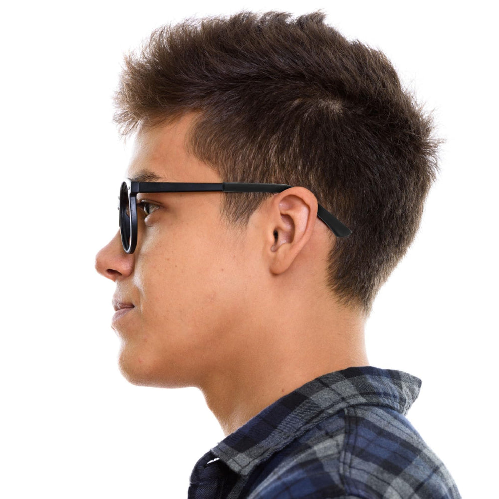 Glasses with temple tips during sports activity