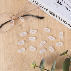 Nose pads adapting to the nose bridge with body temperature