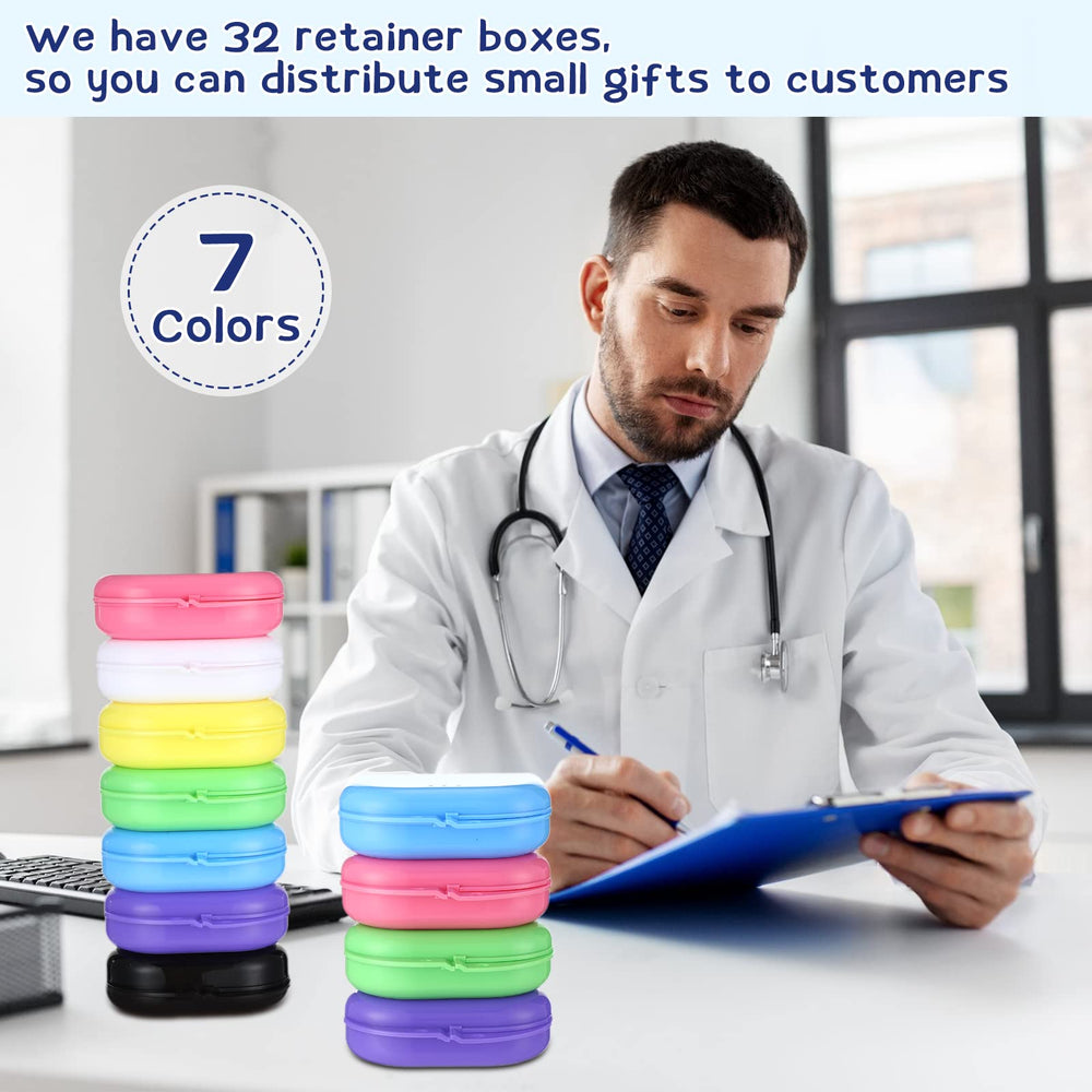 Youyole 32-piece retainer case in purple with vent holes