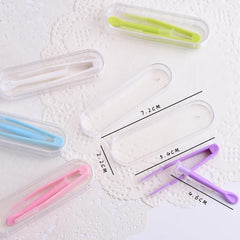 Ergonomic blue handle of YuanHolumid applicator