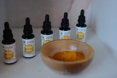 Graphic illustrating antioxidant benefits of turmeric and black seed oil