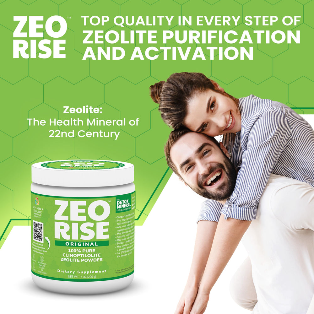 Zeolite detox powder added to juice or smoothie