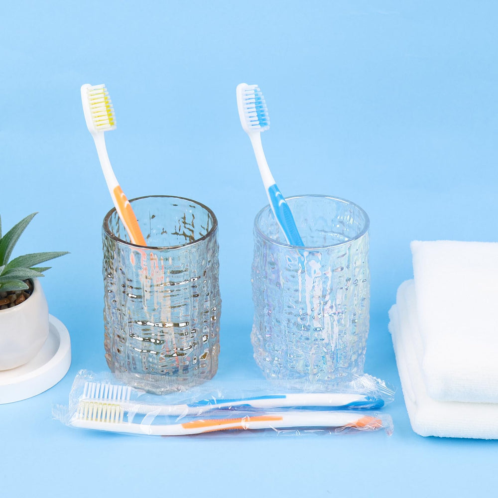 Travel-ready toothbrush kit from Zhjianup