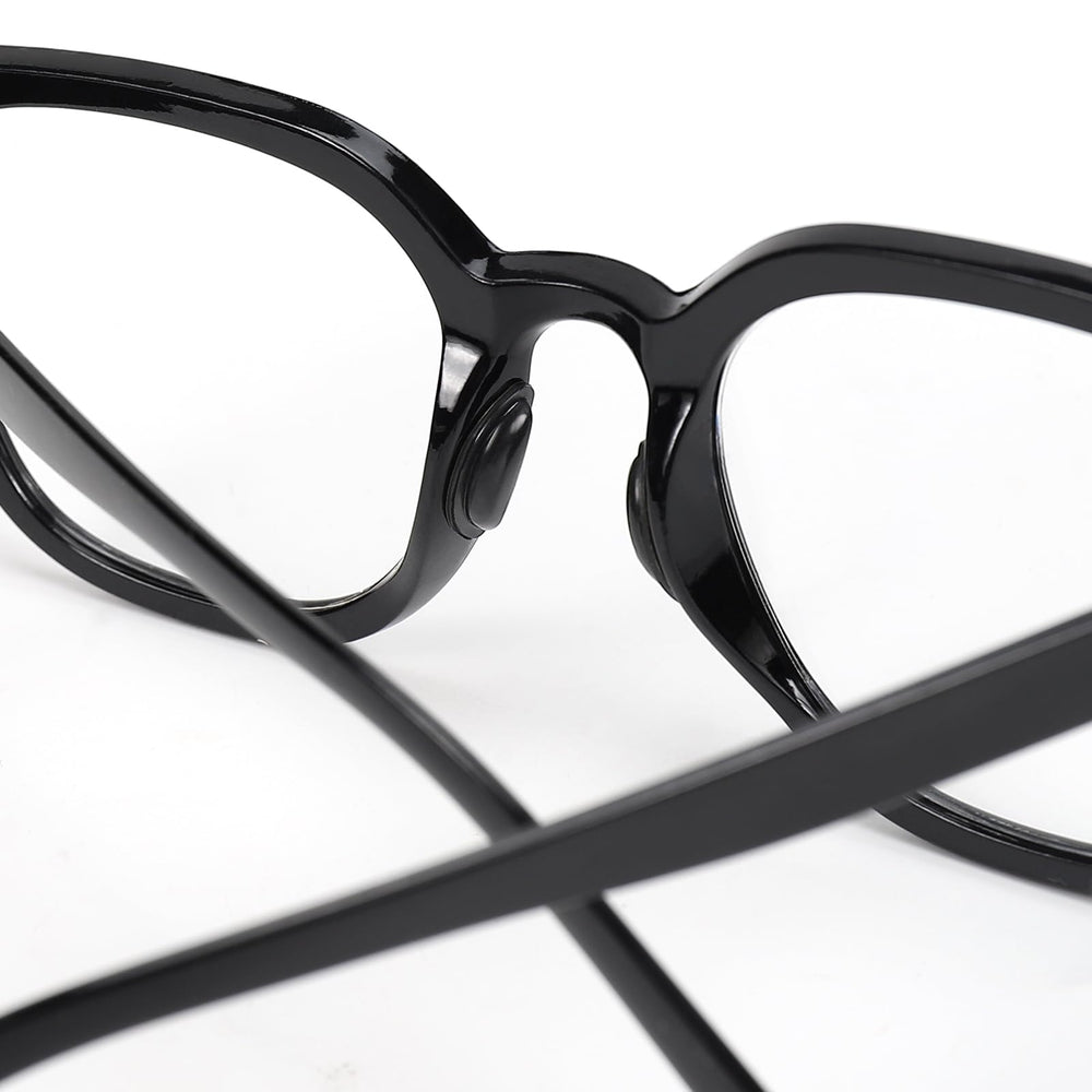 Close-up of soft silicone nose pad material