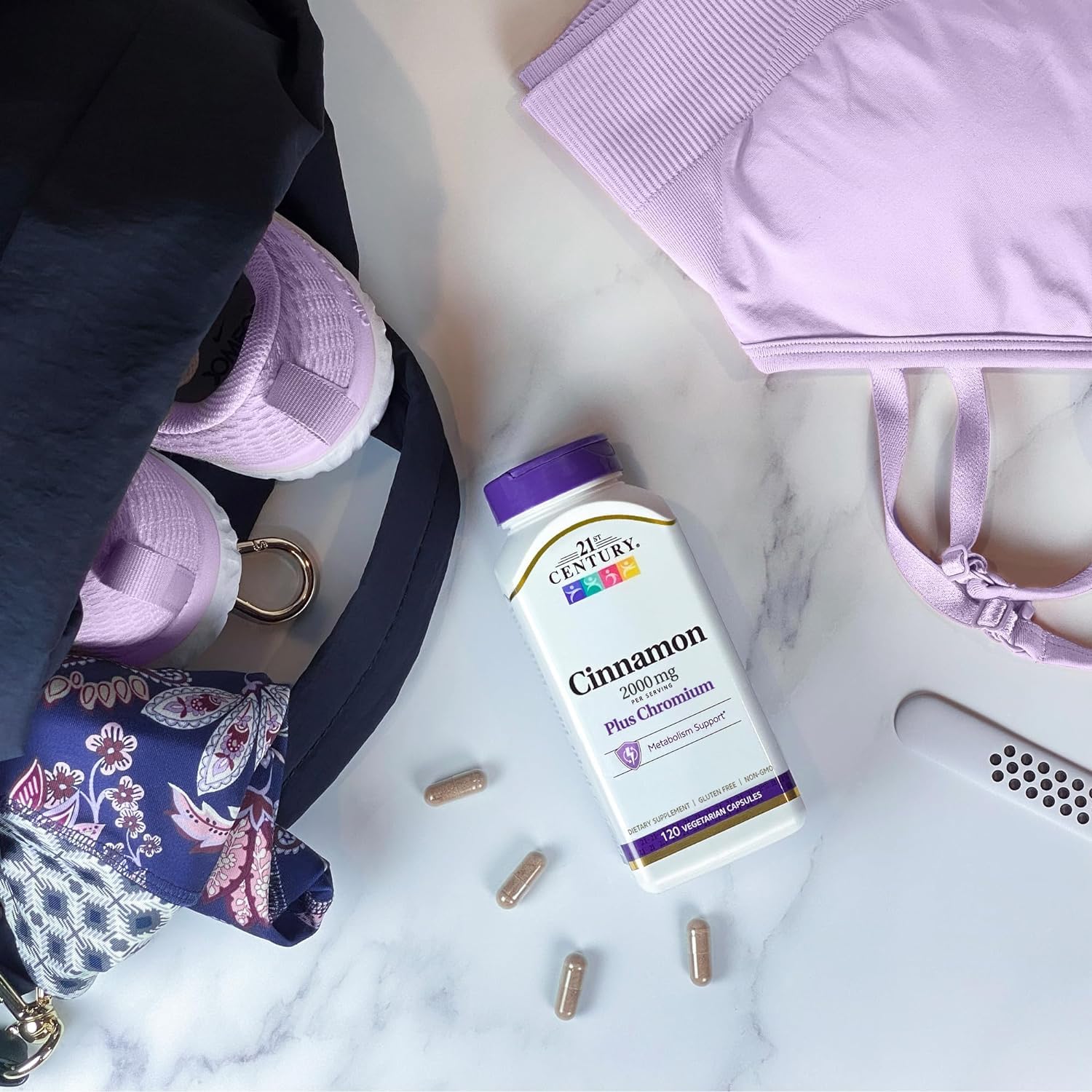 Close-up of cinnamon and chromium vegetarian capsules